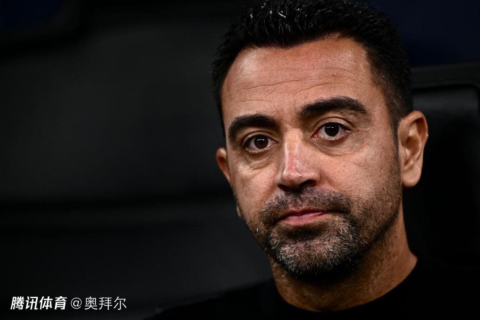 经历了在桑普和萨勒尼塔纳的租借生涯后，他被热那亚以先租后买的方式签下。